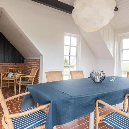 Hotel Xxxviii 4*